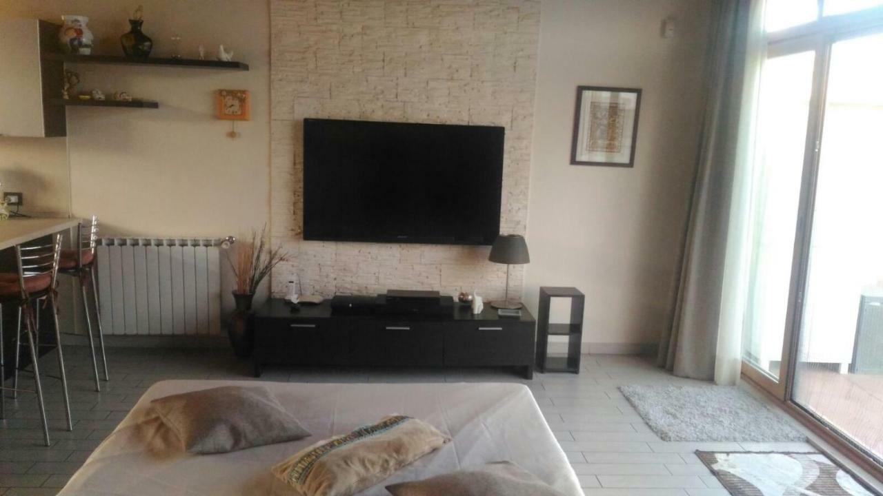 A Due Passi Da Tutto Apartment Catania Ngoại thất bức ảnh
